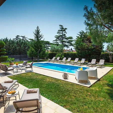 Ines Holiday home *